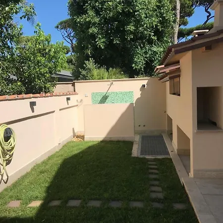 Dei Marmi Villa